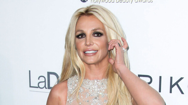 Tässä on Britney Spearsin uusi rakas! Kumppani myöntää suhteen - katso kuvat Britney Spears