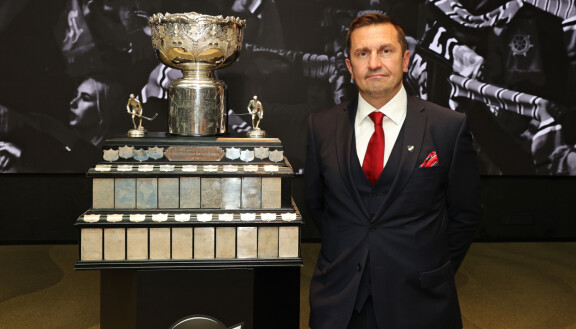 Ville Peltonen jahtaa Kanada-maljaa kolmannella kaudellaan HIFK:n päävalmentajana.