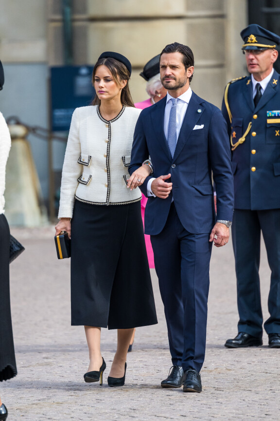 Sofian jakun katseenvangitsijoina olivat saumojen kirjailut.