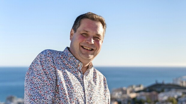Jethro Rostedtin housuhuijaus hämmentää - 'Et oo noin iso ollu'