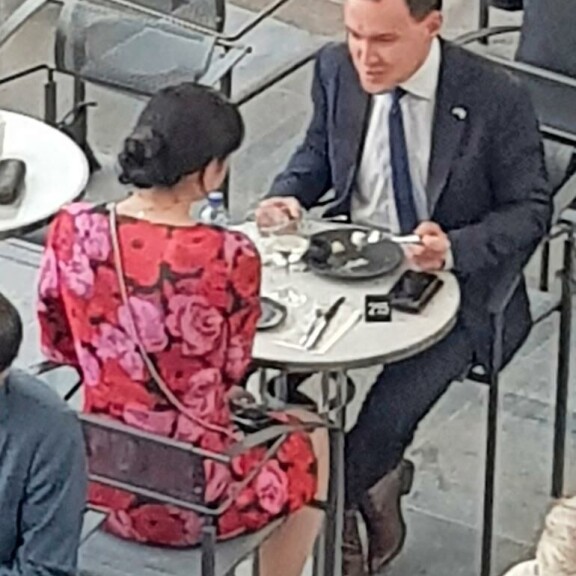 Kohupoliitikko oli vesilinjalla. Wille Rydman
