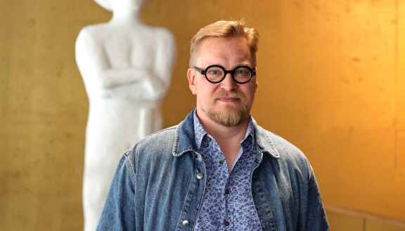 Ohjaaja Teemu Nikki tunnetaan omaehtoisista projekteistaan.