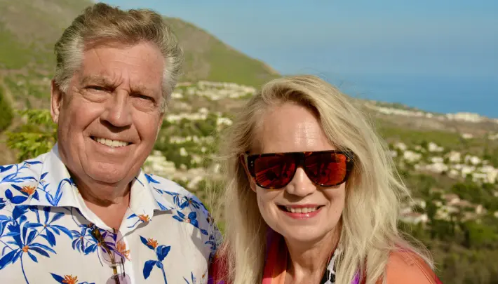 Taidekauppias Reijo Oras Ylävartaloni punertui alkoholista