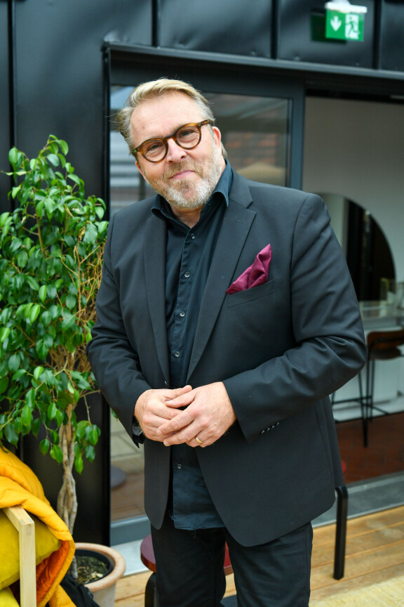 Joel kuvaili arkkuprojektiaan terapiatyöksi.