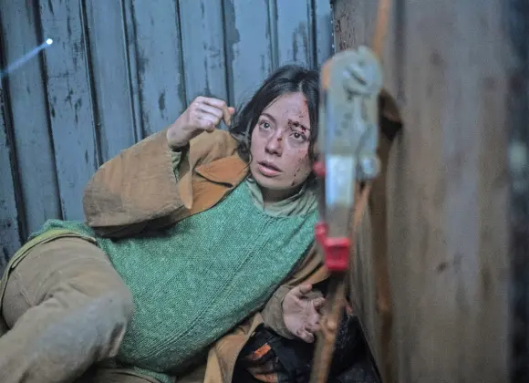 Suoratoistovinkit: Rahapajan ohjaajan uutuuselokuvassa salamatkustaja aloittaa yhden naisen epätoivoisen operaation