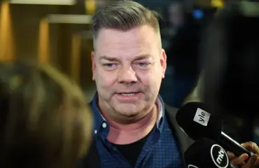 Jari Sillanpään keikkakaaos jatkuu: joulukiertue on katastrofin partaalla