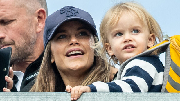 Ihanat kuvat! Prinsessa Sofia vei pikkupoikansa rallikisoihin - nuorin hassutteli