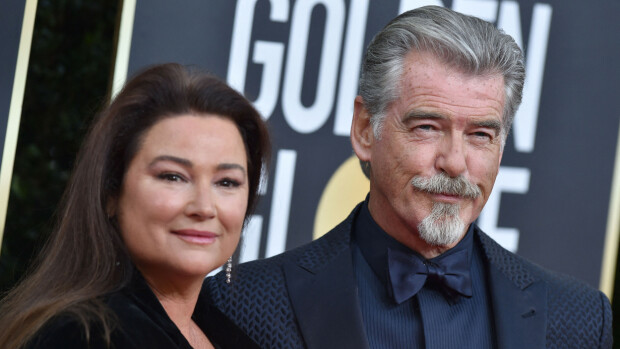 Muistatko vielä? Pierce Brosnan tulistui vaimonsa painon arvostelijoille – romanttinen yllätys syntymäpäivänä