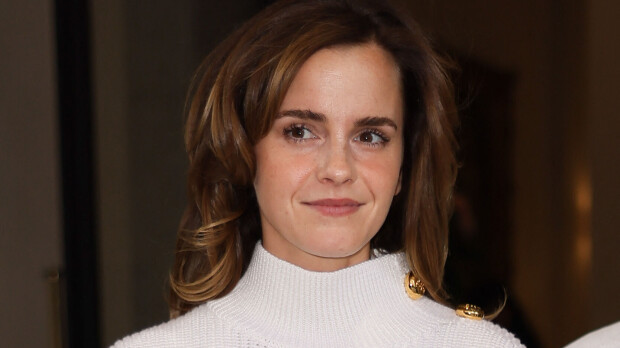 Emma Watson häikäisee minihameessa – kuvat