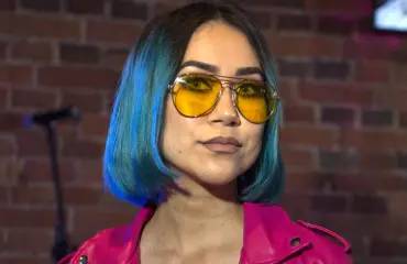 Tubettaja Papananaamalle tehtiin uusi nenä kylkiluun paloista: myös huulet ja silmät kokivat muutoksen – tältä somepersoona näyttää nyt