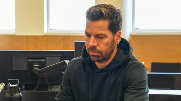 Mitä tapahtui Hannu Pikkaraisen raiskaustuomiolle?
