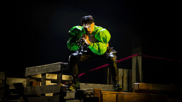 Euroviisut julkaisi kuvan voittaja-Loreenista – kommenttikenttä täyttyi Suomi-kommenteista: 'Hävetkää tuomaristo' Euroviisut