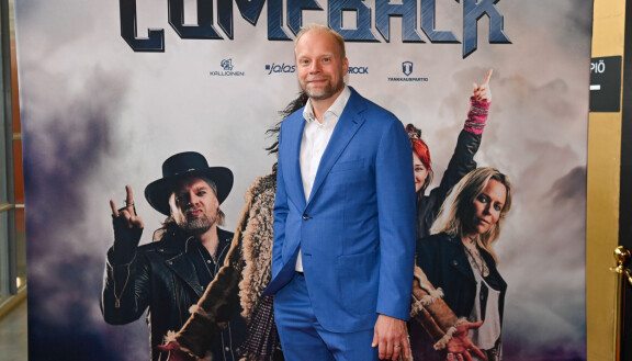 Ville Myllyrinne näyttelee Comeback-elokuvassa mieleenpainuvan roolin.