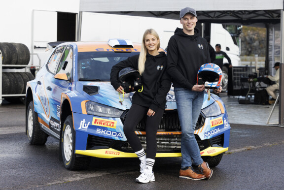Janni Hussi ja Lauri Joona ajavat ensi kaudella rallin MM-sarjaa WRC2-luokassa.