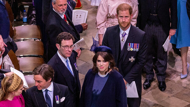 Huuliltalukija bongasi prinssi Harryn katkeran kommentin kruunajaisissa: ”He eivät välitä” harry