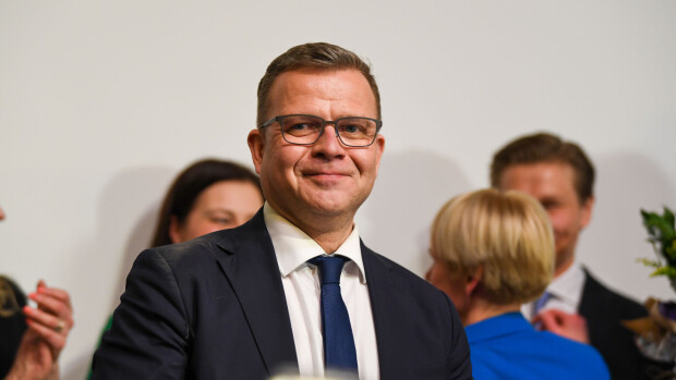 Tältä näyttää Petteri Orpon vaimo - harvinaiset kuvat