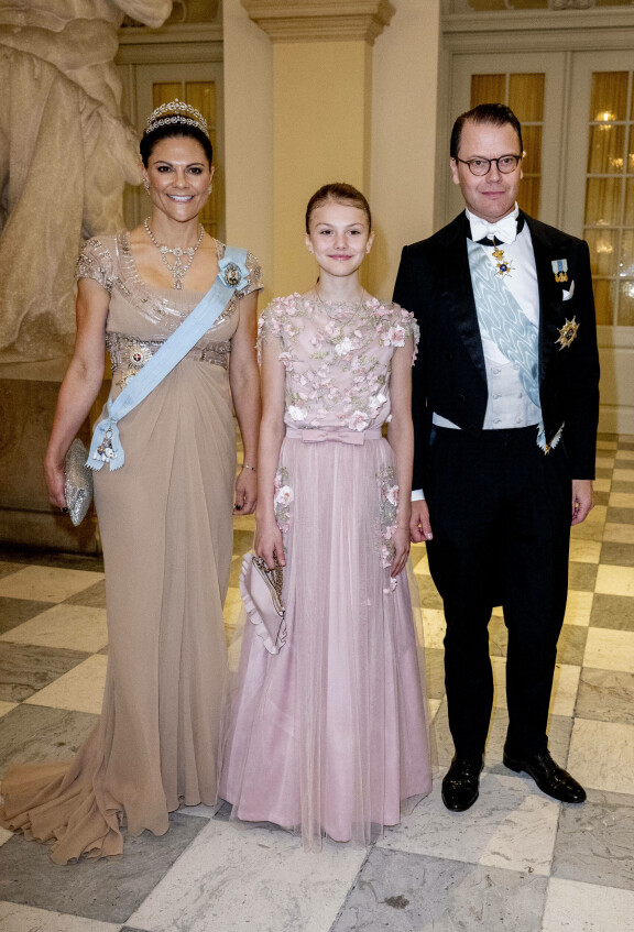 Victoria ja Estelle juhlivat hempeissä sävyissä.