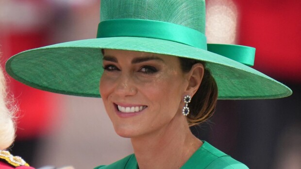 Ilouutinen brittihovissa! Prinsessa Catherinella on uusi veljenpoika
