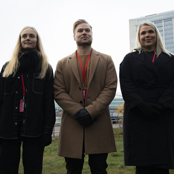 – Tiina, johdit loistavasti. Annoit meidän molempien tehdä osaamiamme juttuja, Viljami kiitti. Diili