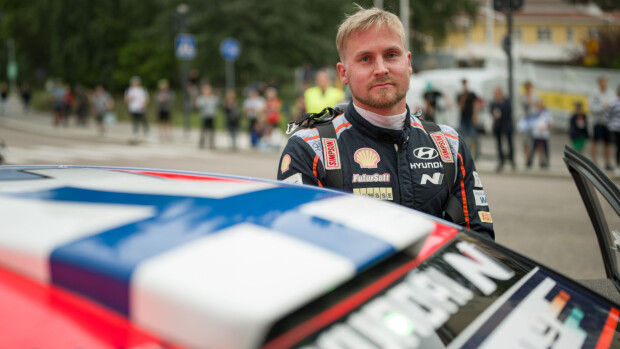 Lehti: Esapekka Lappi sai kylmää vettä niskaansa terveystarkastuksessa