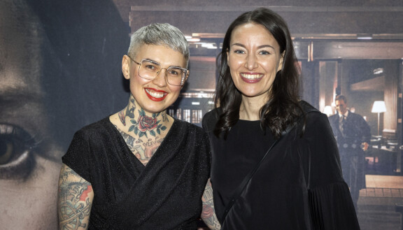 Nata Salmela ja Jasmin Hamid vetätävät suosittua Mamma Betalar -podcastia.