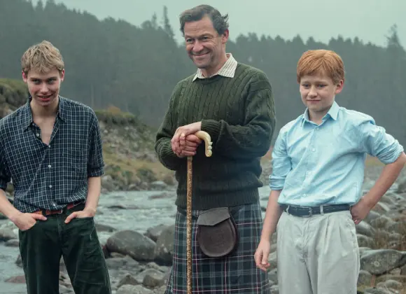 Dominic West kertoo The Crown -sarjan kuvauksista: "Se oli melko traumaattista"