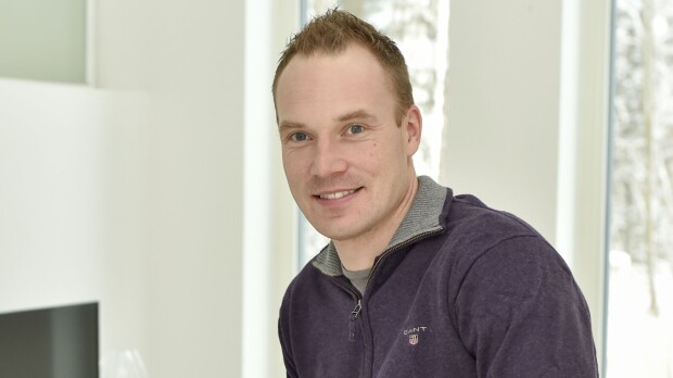 Jari-Matti Latvala pyöritti ja nauratti naisia Levin yössä – kuva