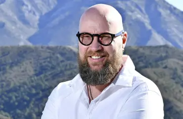 No jopas! Juha Vuorisen kadonneet sukat löytyivät hämmentävästä paikasta: "Pitääkö olla huolissaan?"