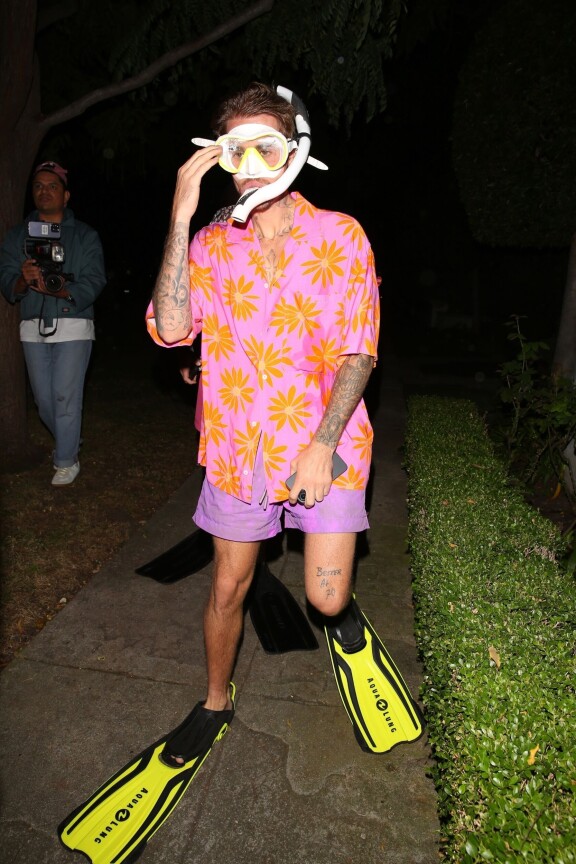 Justin Bieber päätti pukeutua kuin turistiksi konsanaan.