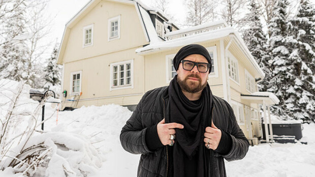 Yllätyskäänne Rikkaissa ja rahattomissa: Diili-Petri tarjoaa vaihtoparilleen työpaikkaa Petri