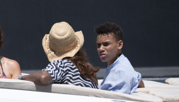 Alex lomalla St. Tropez'ssa 2019.
