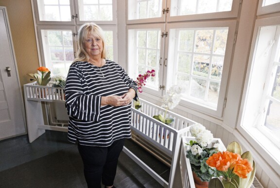 Pepita jäi eläkkeelle 31. lokakuuta ja aikoo kirjoittaa kirjan Hvitträskistä. Hän on kuullut tarinoita, joita ei pysty lukemaan mistään.