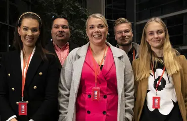 Diili-jakso kärjistyy kissatappeluksi: "Heidät pitäisi erottaa"