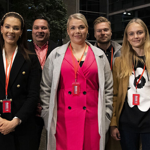 Valjakon joukkueessa vaikuttivat Emmi, Jari, Tiina, Viljami ja Wenla. Diili