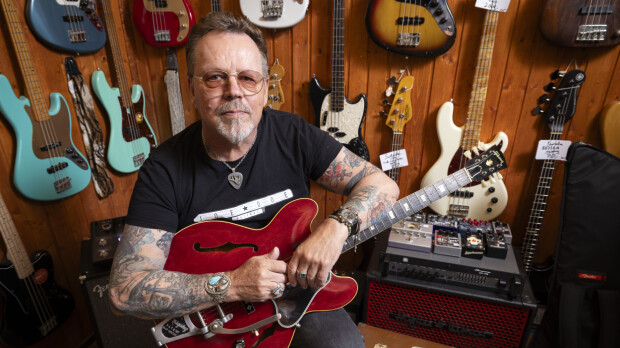 Neumann tulevan Dingo-elokuvan tekijöistä: Käsikirjoittajat varastivat vaatteeni pyykkinarulta!