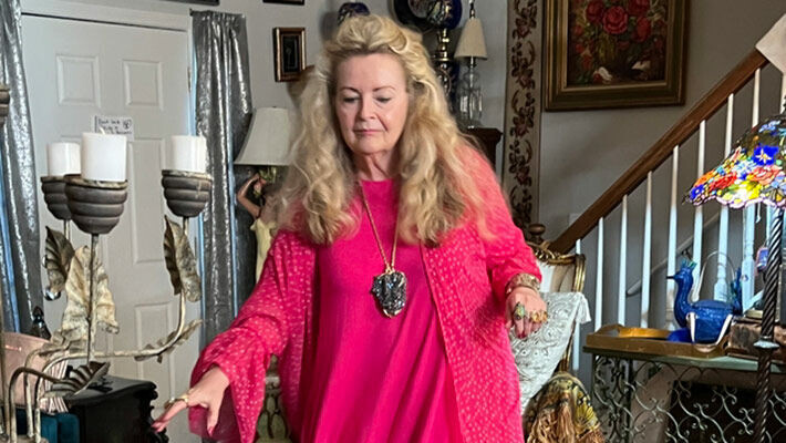 90 päivää morsiamena: Debbie, 67, kokee shokin saavuttuaan Marokkoon nuoren sulhasensa luo: ”Minua oksettaa” 90 days