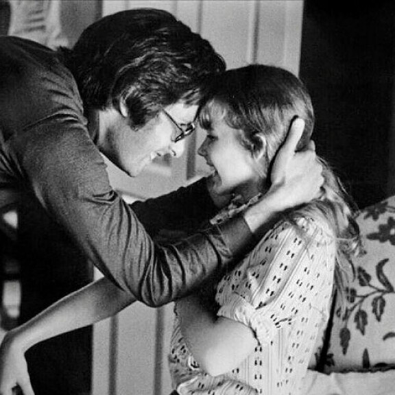 Manaaja muutti pysyvästi populaarikulttuuria – 50-vuotias kauhuklassikko nostaa ihon yhä kananlihalle Manaaja William Friedkin Linda Blair