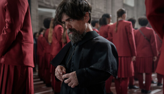 Game of Thronesista tuttu Peter Dinklage näyttelee nälkäpelin keksijää.