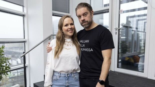 Tänään tv:ssä: Näyttelijät tukeutuivat terapeuttiin parisuhdeväkivaltaa käsittelevän sarjan kuvauksissa