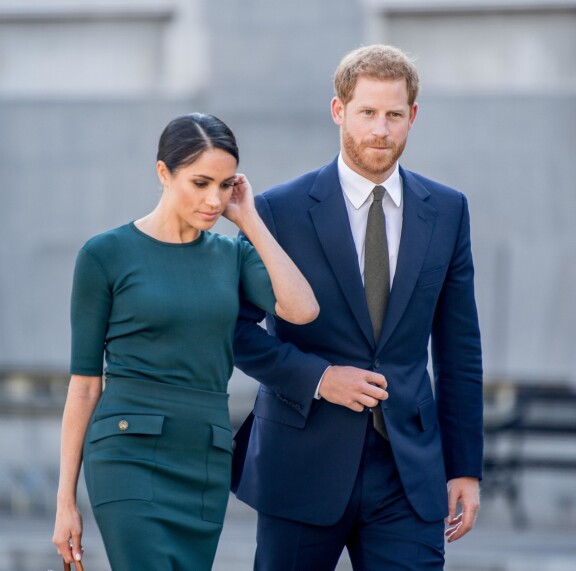 Harry ja Meghan eivät ole noteeranneet Samanthan solvauksia.