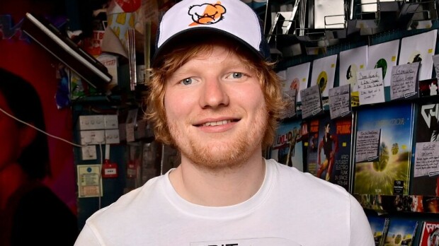 Ed Sheeran lahjoitti käytetyt alushousunsa! Faneilla mahdollisuus ostaa omaksi