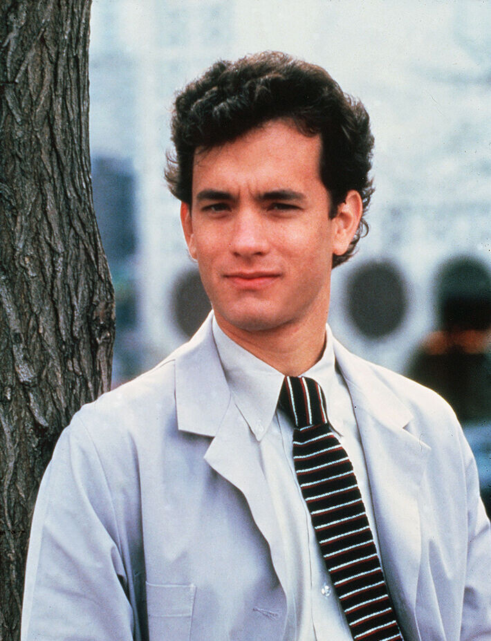Monen tähden ura alkoi television miniroolista: Julia Roberts Miami Vicen assarina ja Brad Pitt rakastui Dallasissa – katso nostalgiset videot Tom Hanks