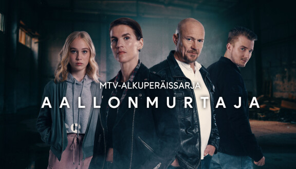 – Yhdellä Aallonmurtaja-kaudella minulla on 15-20 kuvauspäivää. Vuosittaisesta työmäärästä se on valitettavan pieni osa, Maria toteaa.