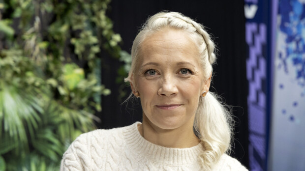 Piutpaut pakkasesta! Kaisa Mäkäräinen julkaisi taianomaisen talvivideon