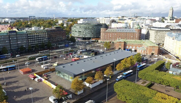 Vesan tietojen mukaan väistötila maksoi lähes kuusi miljoonaa euroa Helsingin kaupungille valmistuessaan 2018. Vesan tietojen mukaan väistötila maksoi lähes kuusi miljoonaa euroa Helsingin kaupungille valmistuessaan 2018.