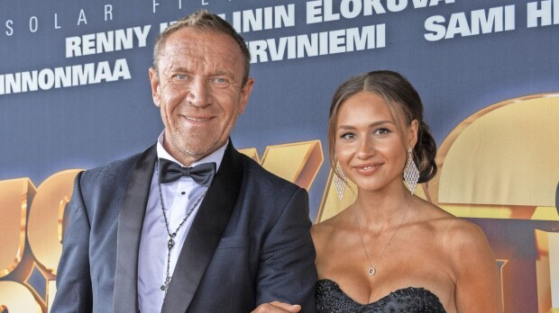 Renny ja Johanna Harlin paljastavat upeassa rakkauskuvassa – muutto edessä!