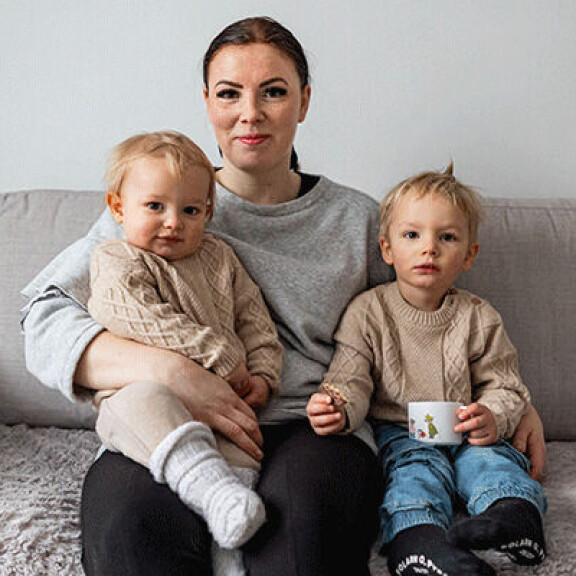Tinja elää kahden lapsensa kanssa 89 euron viikkobudjetilla. Rikkaat ja rahattomat