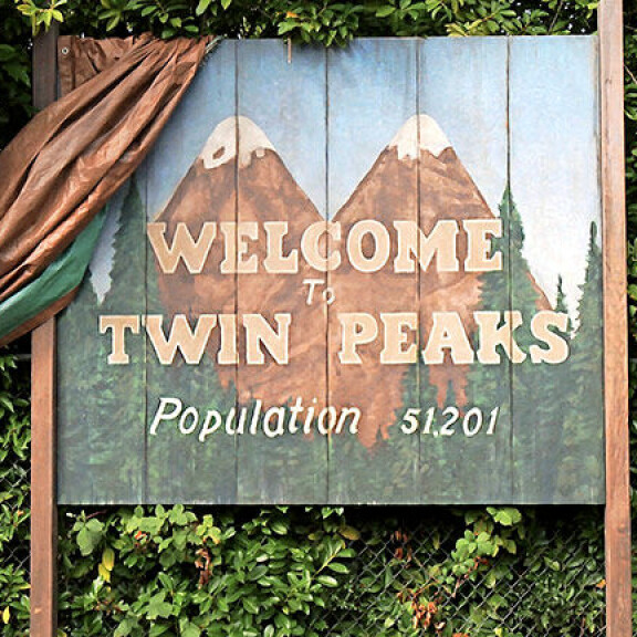 Näkökulma: Oi muistatko niitä tv-aikoja? Rakkaus Dallasin Pamelaan jäi tosin yksipuoliseksi Twin peaks