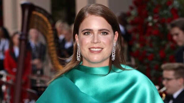 Nyt on kadehdittavaa! Prinsessa Eugenie pääsi yhteiskuvaan maailmantähtien kanssa
