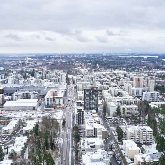 Lahti on Suomen 6. suurin kaupunkialue. Suomen Chicagossa asuu noin 120 000 veronmaksajaa. Lahti on Suomen 6. suurin kaupunkialue. Suomen Chicagossa asuu noin 120 000 veronmaksajaa.